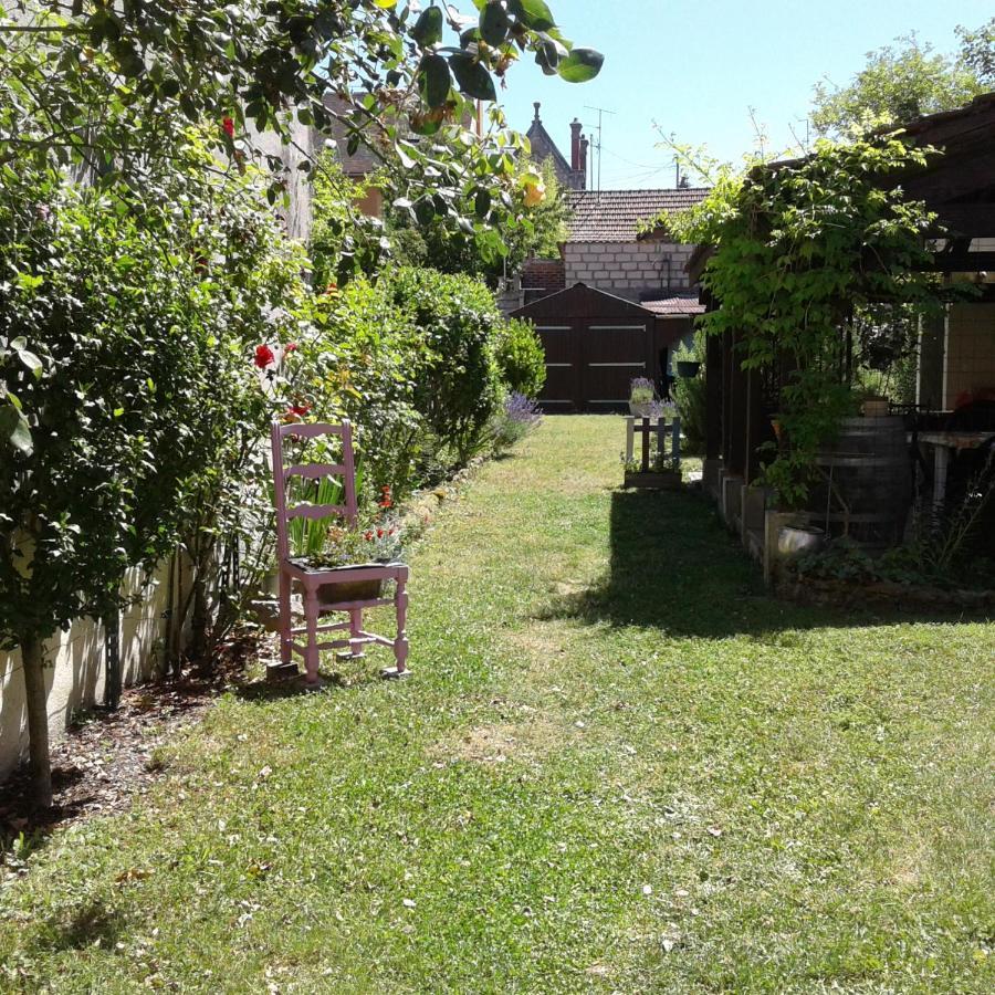 Le Coq en pâte Romilly-sur-Seine Exterior foto